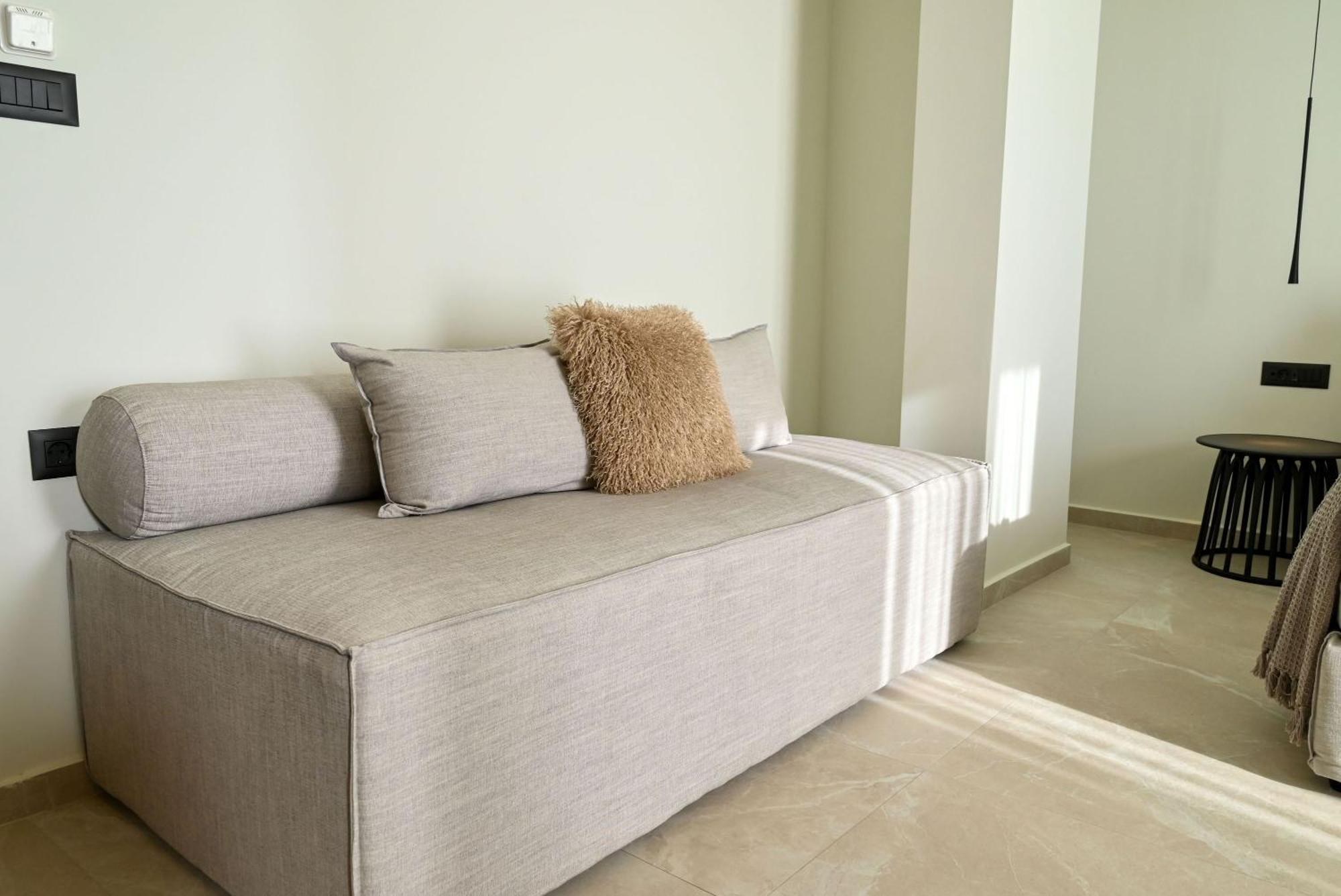 Rhotheon Suites In Ialysos  Buitenkant foto